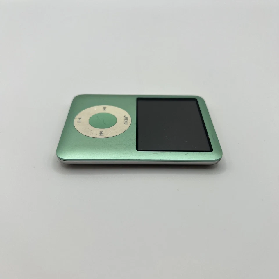 Apple iPod nano 3th generazione A1236 verde acqua 8GB usato MP3 PER PARTI - Immagine 3 di 4