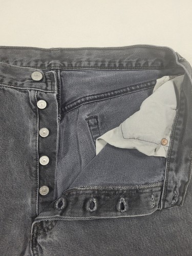 Levis 501 Jeans Herren 36x32 Schwarz Straight Button Fly Mid Rise Denim Raw Hem - Bild 2 von 12