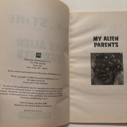 My Alien Parents by R.L. Stine - Paperback Book 2000 1st Printing - Picture 2 of 4