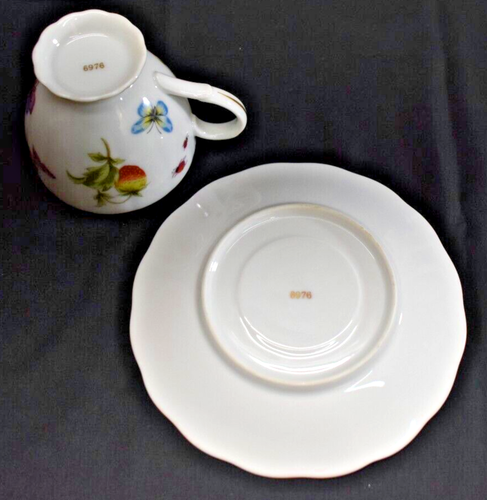 Set of 2 - Royal Crown 6976 Japan - Spring Time Footed Cups & Saucers (562) - Picture 7 of 11