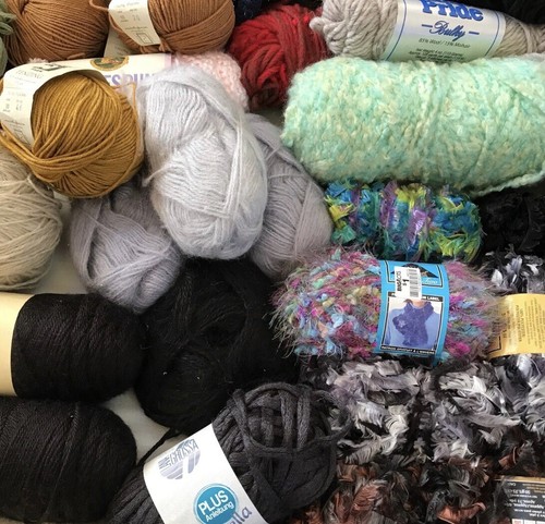 Bulk 10 Lbs Lot Lion Brand Yarns Wool Wool & Acrylic Yarn Lot Assorted Chunky - Picture 10 of 11