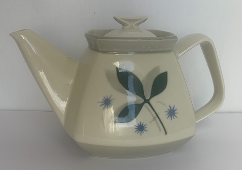 Vintage MCM Porcelier Vitreous Starburst Teapot | Mid Century Atomic Design - Picture 9 of 10