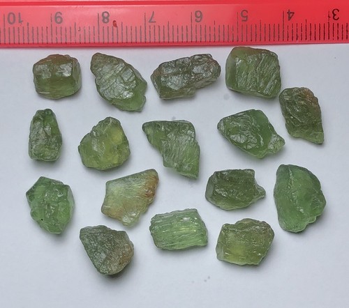 103 Carat Faceted Quality Natural Green Apatite Rare Gemstone From Madagascar - Picture 8 of 24