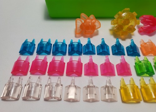 158 Lite Brite Pegs Multi Color Shapes Square Round and Storage Case Hasbro 2014 - Picture 4 of 12