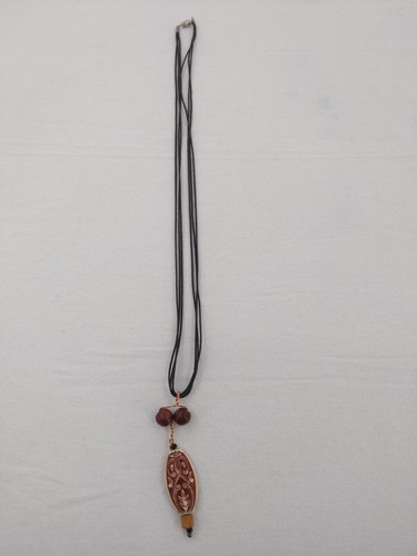 Colgante de madera de 17" granate  - Imagen 2 de 10