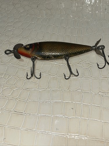 Rare Antique Wooden Surface Minnow Vintage Fishing Lure circa 1910 Glass Eyes - Picture 1 of 8