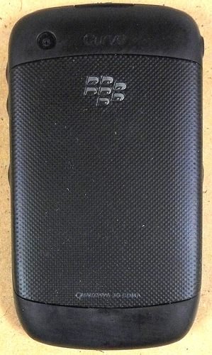 BlackBerry Curve 3G 9330 - Gray and Black ( Verizon ) Smartphone - Picture 2 of 2