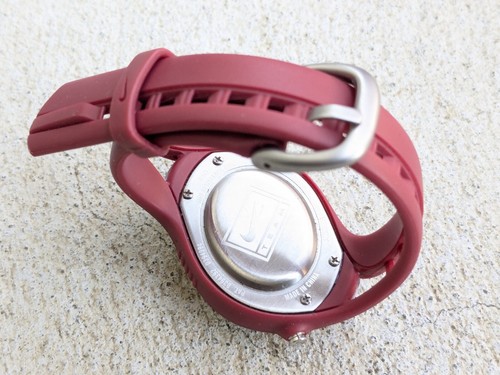 Nike Triax Sports Watch Alabama University Wristwatch Red Silver Crimson Tide - Picture 7 of 8