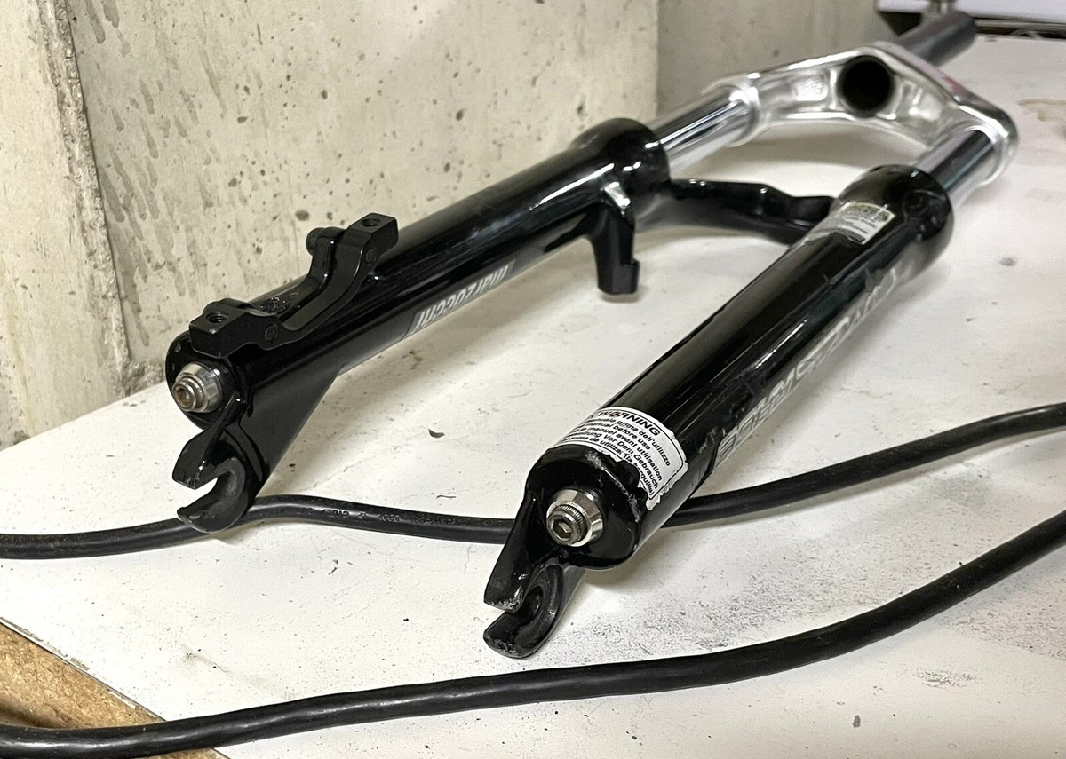 マルゾッキ　MZ COMP 2004 Marzocchi MZ Comp Suspension Fork, 1 1/8