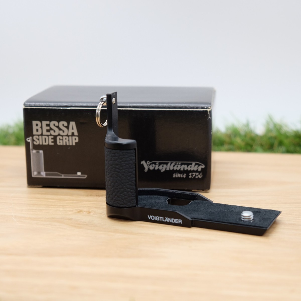 Voigtlander サイドグリップ BESSA用 Voigtlander Side Grip for Bessa R R2 R2M R3M R4M R4A W/ Box