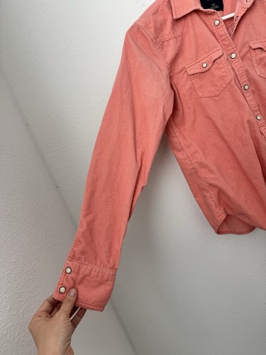 American Eagle Women's Pink Long Sleeve Corduroy Pearl Snap Shirt Small *Stains* - Picture 2 of 13