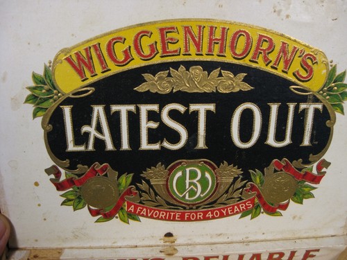 Rare Antique Wooden Wiggenhorn's Latest Out Cigar Box Wisconsion - Picture 2 of 12