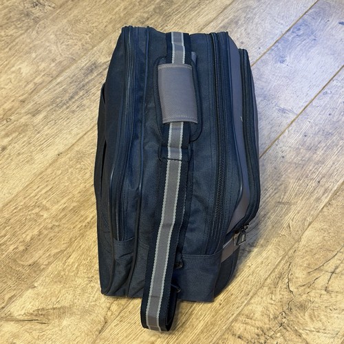 Portland Crosbody Shoulder Carry On Cabin Bag 40x30x20 cm Black - Picture 5 of 24