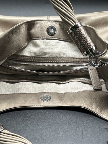 Michael Kors Tonne Hobo Snakeskin Hardware Taupe Purse No Shoulder Strap - Picture 21 of 24