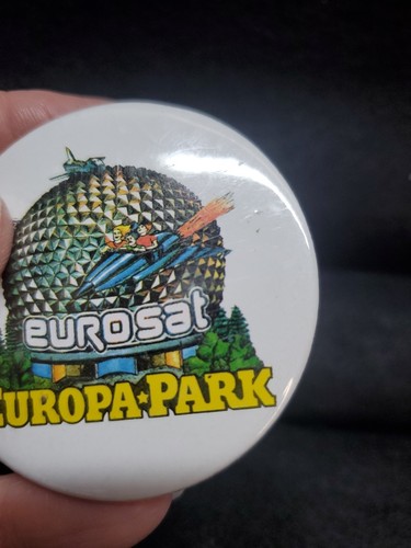 Eurpoa Park Eurosat Pin - Picture 3 of 9