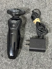 Phillips Norelco Shaver Series 5000 Shaver & Charger NO HEAD BLADES S5205