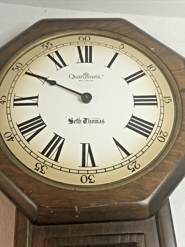 Vintage Seth Thomas Quartzmatic Regulator Wall Clock -Parts Only No Key As IS - Picture 3 of 8