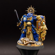Warhammer 40k Space Marines Ultramarines Captain With Relic Shield - Painted