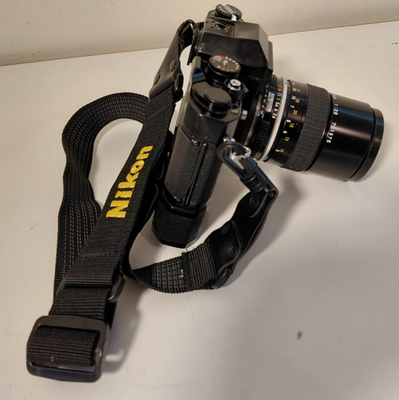 Nikon EL2 Lot 35mm Film Camera 28, 52, 135 Lenses, Auto Wind, Eye