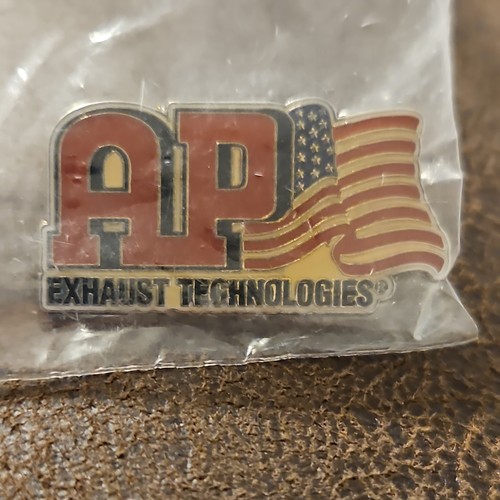 Vintage AP Exhaust Technologies Systems Anstecknadel NEU - Bild 2 von 6