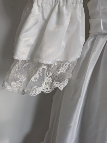 Vintage Unbranded White satin Puff Sleeve Ivory Lace Wedding Dress Size M (T35) - Picture 5 of 9