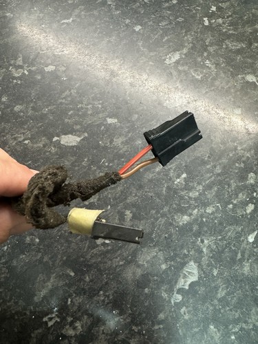 VAUXHALL ASTRA H MK5 12V CIGARETTE LIGHTER SOCKET WIRING PLUG WTE13 - Picture 2 of 5
