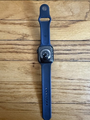Apple Watch Series 8 GPS 45mm Midnight Aluminum With Nomad Band - Zdjęcie 3 z 7