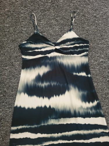 Vestido midi Striking Sfera negro blanco a rayas en contraste sin mangas talla grande - Imagen 3 de 7