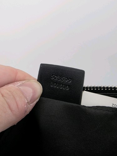 GUCCI GG Supreme Canvas Messenger Bag Black - Picture 5 of 6