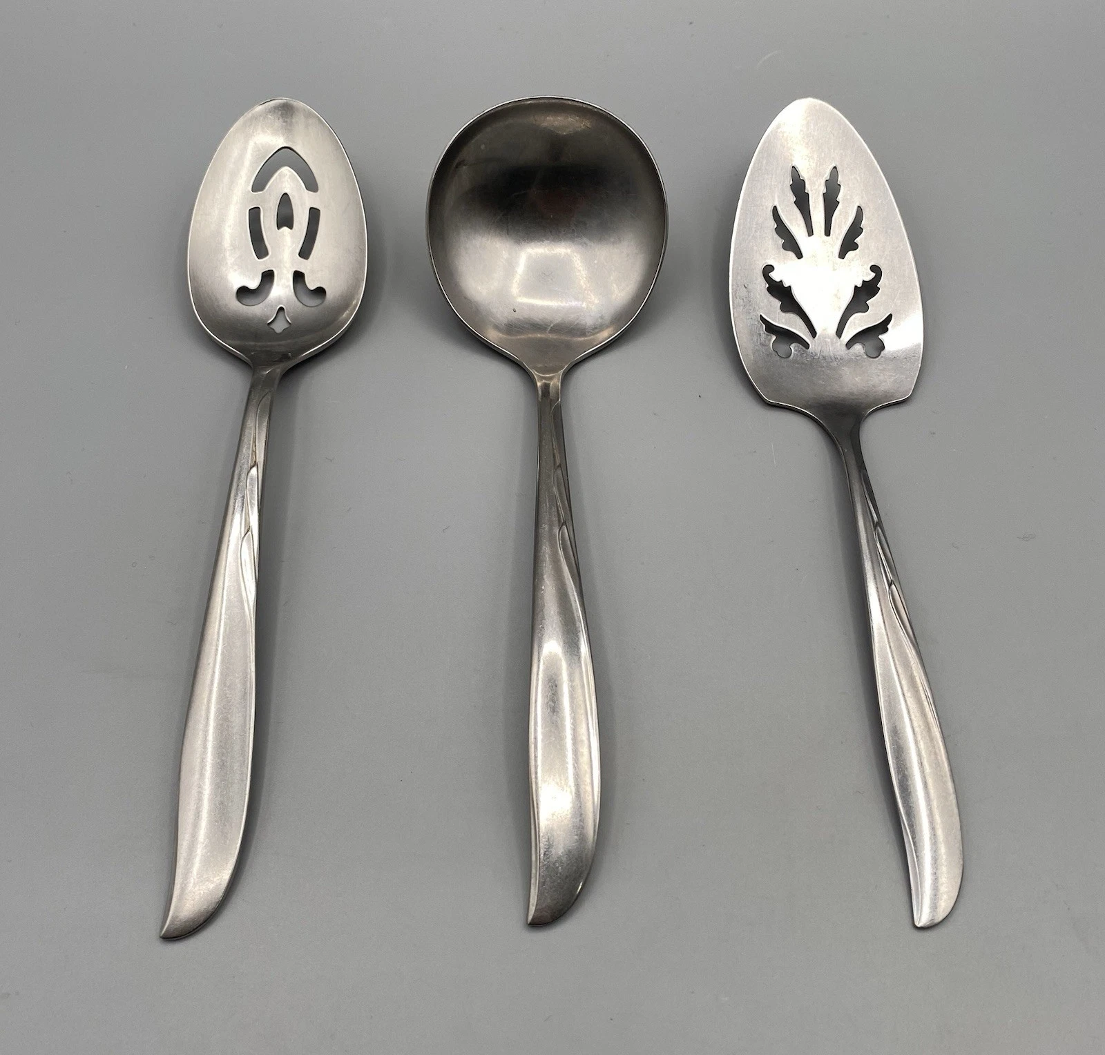 Oneida DUCHESS Stainless Serving Pieces Slotted Pie Server Spoon Gravy Ladle 3pc