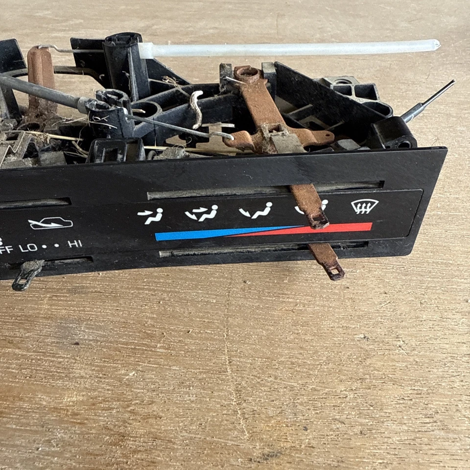 Toyota 92-97 4Runner Tacoma 93-98 T100 control de calefacción manual aire acondicionado OEM Foto 2 de 4