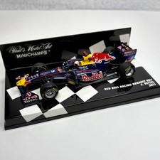 Minichamps Red Bull Racing Renault RB7 S.VETTEL 2011