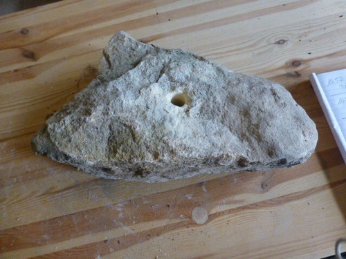 Quellstein Brunnenstein mit Loch für Quellsteinbrunnen Naturstein Nr. 60 Unikat - Bild 13 von 15