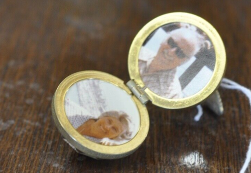 Medallón fotográfico vintage Swarouski Apple cristal 1,5 X 1,5 X 2 pulgadas elegante elegante - Imagen 10 de 10