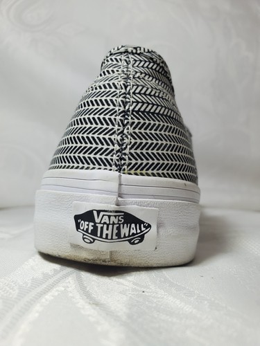 VANS OFF THE WALL SCHNÜRSCHUHE HERRENGRÖSSE 8,5 US DAMENGRÖSSE 10 WEISS UND SCHWARZ - Bild 7 von 15
