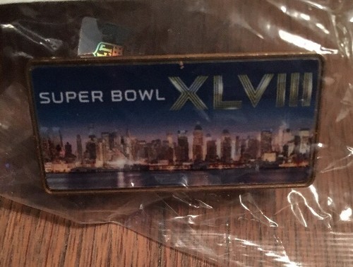 SUPER BOWL XLVIII PIN SKYLINE NY NJ FOOTBALL SEATTLE SEAHAWKS 2014 DENVER - Picture 1 of 3
