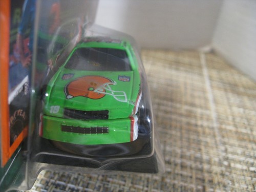 Interstate Batteries NASCAR Diecast Car w/ Stand & Cleveland Browns Card - 1992 - Picture 5 of 9