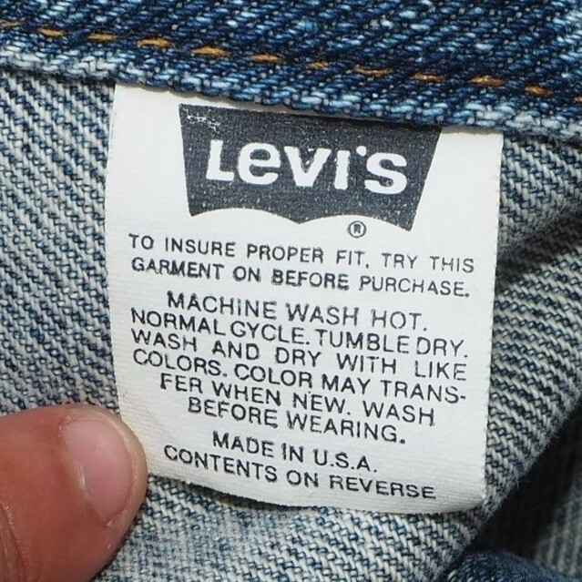 Levi Strauss Vintage 90s Denim Trucker Jacket Medium Wash Levi Strauss Vintage 90s Denim Trucker Jacket Medium Wash
