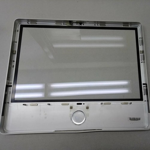 Apple iMAC 20" A1224 Front Glass Panel and Aluminum Bezel 620-4002 - Picture 7 of 12
