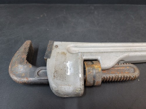 Snap on PWA24A 24" Aluminum Pipe Wrench - Picture 14 of 15