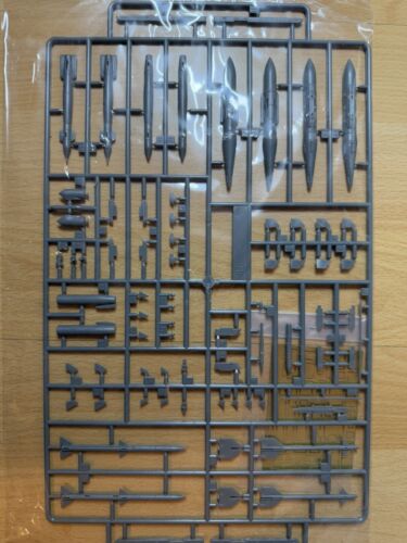 Academy F-15C MSIP II 1/48 Scale Special Edition Model Kit - Bild 10 von 18