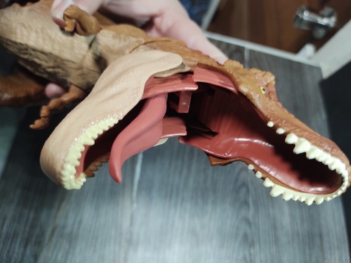 Jurassic World Tyrannosaurus T-Rex Dino Escape Stomp N Escape Toy - Picture 10 of 11