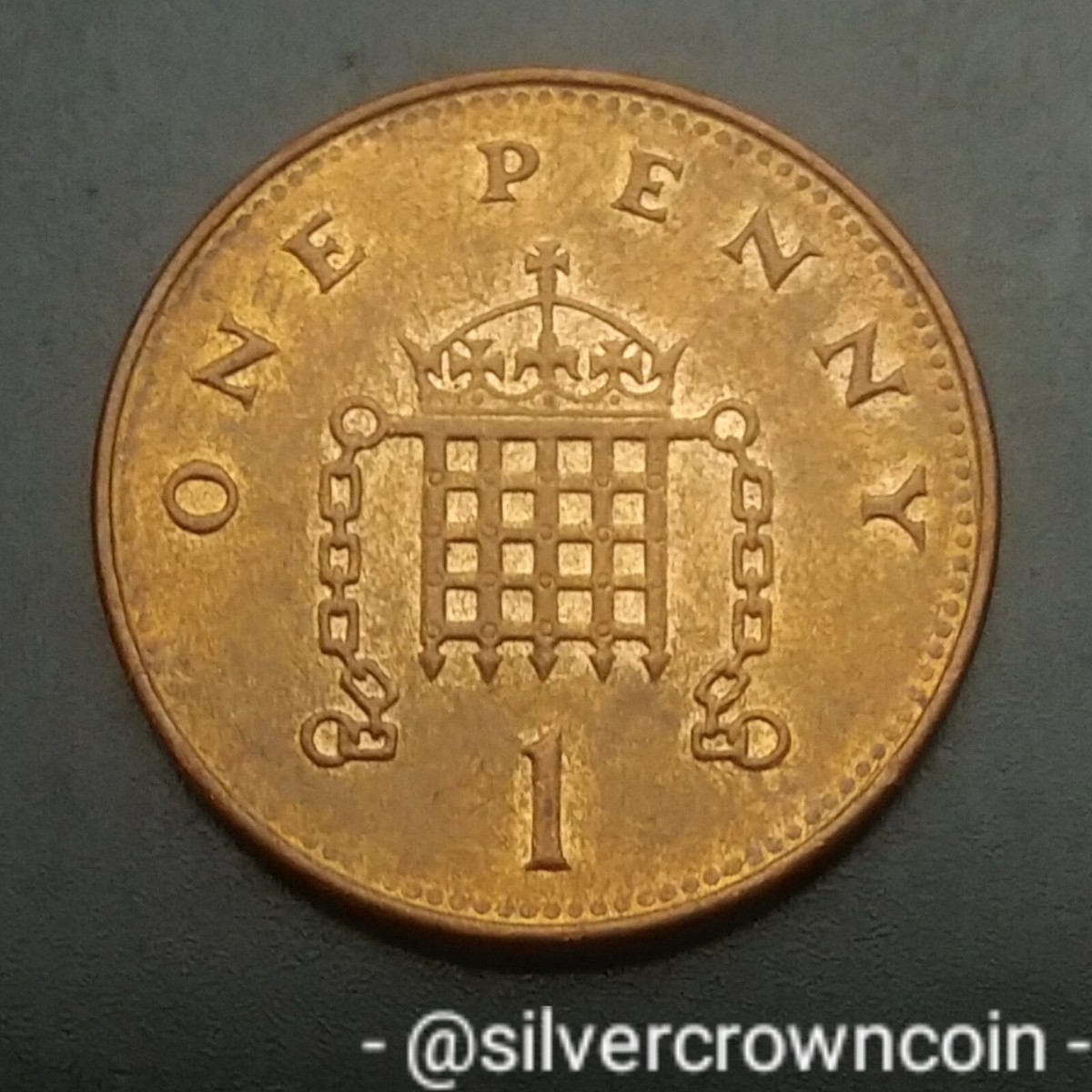 1998年 1999年 英国 シルバー プルーフ 1 ポンド コイン 1998年 1999年 英国 シルバー プルーフ 1 ポンド コイン