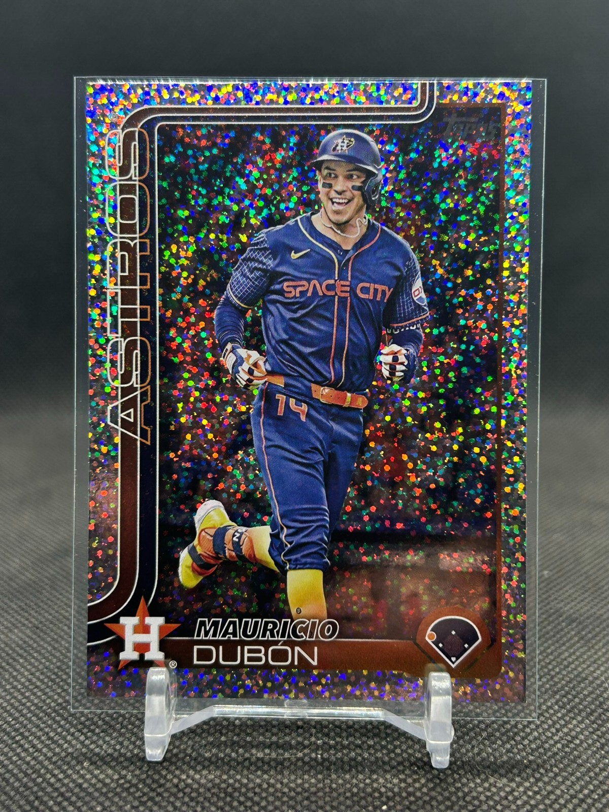2025 Topps Series 1 Mauricio Dubon Sand Glitter Parallel Astros