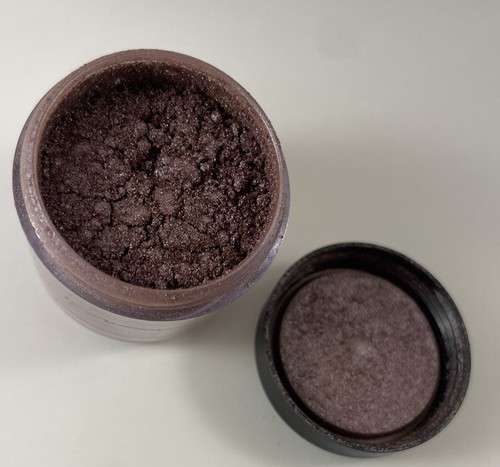 MAC Cosmetics Pro Pigment "Circa Plum" 7.5 g Purple Eye Shadow RARE - Picture 2 of 10