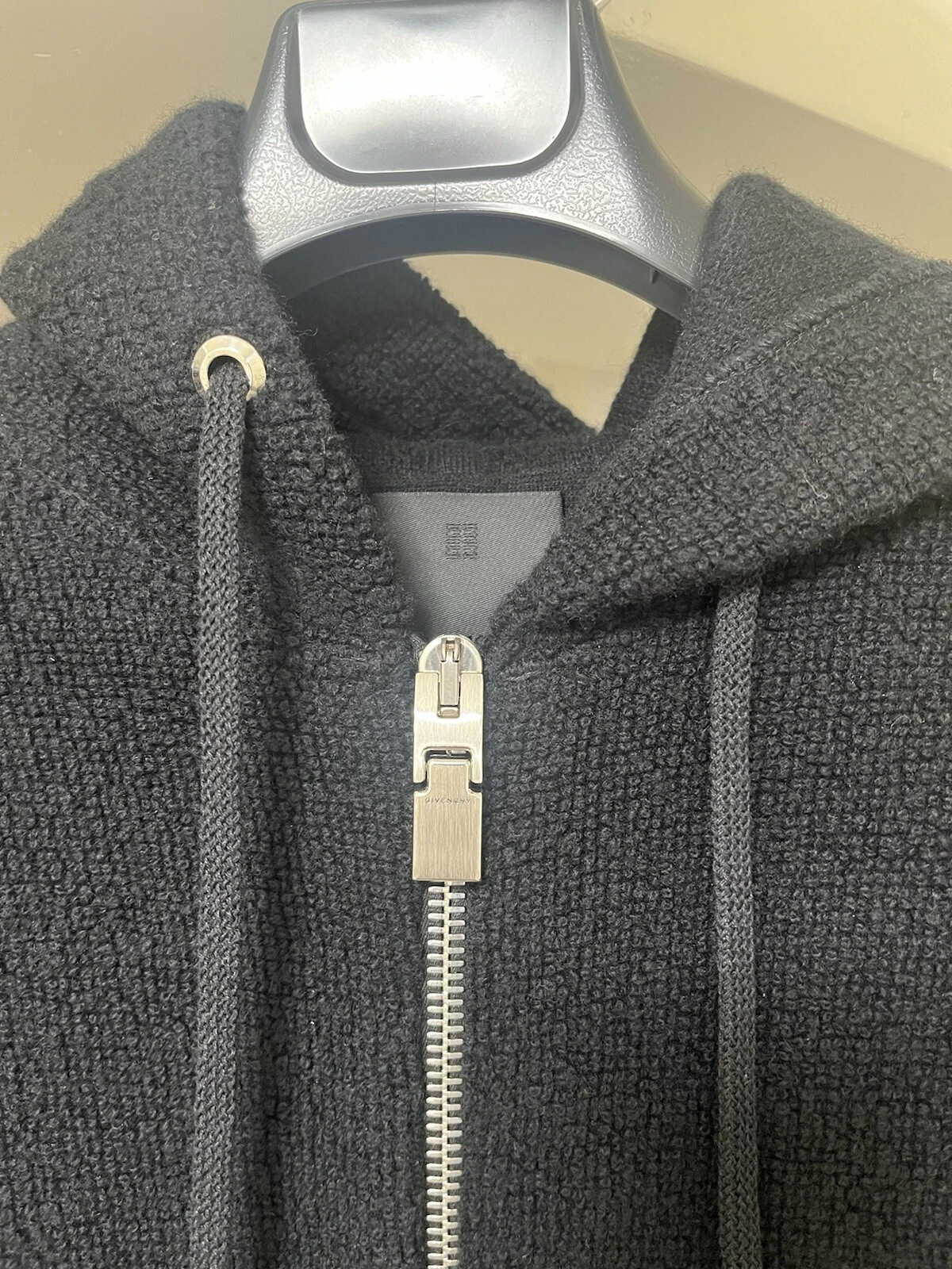 Felpa con cappuccio e zip oversize Givenchy filo spinato stampato taglia S