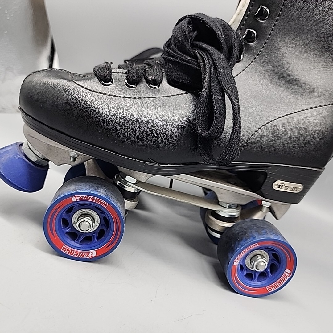 Chicago Roller Skates Mens Quad Rink Size 7 Black With Blue Chicago Roller Skates Mens Quad Rink Size 7 Black With Blue