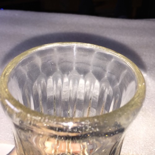 VINTAGE NICE DESIGN CLEAR GLASS TOP WITH A BLACK GLASS BASE GLASS - Picture 4 of 5