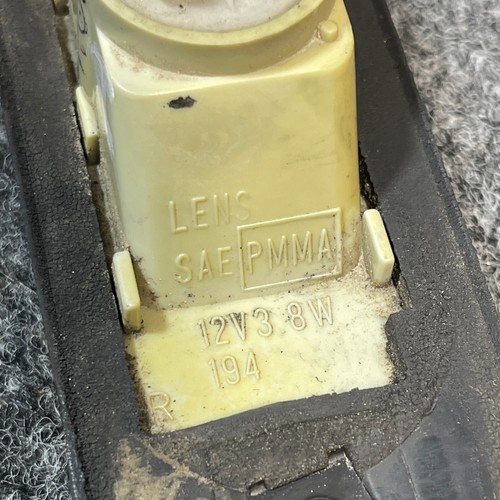 SUZUKI ESTEEM AERIO REAR SIDE MARKER LIGHT LH OEM DRIVER - Picture 5 of 8