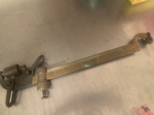 Vintage Brass & Cast Iron Scale Arm by Howe - Ex - Picture 4 of 4